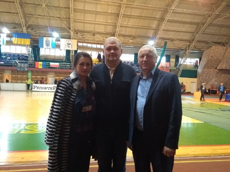 З керівництвом коледжу фізичного виховання та спорту